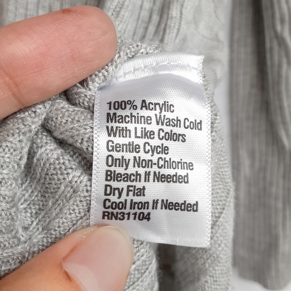 KAARI BLUE Ribbed Long Sleeve V-Neck Asymmetrical Hem Sweater Dress Size Medium - Picture 7 of 9